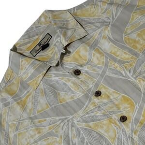 Tommy Bahama Mens Button Up‎ Silk Shirt Size Medium Tropical Hawaiian